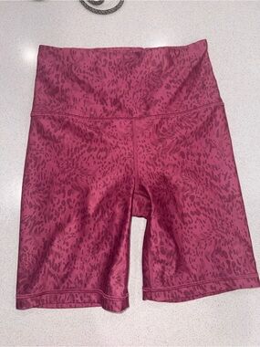 Athleta Elation Printed 7” Shorts Bike Shorts XS Women’s